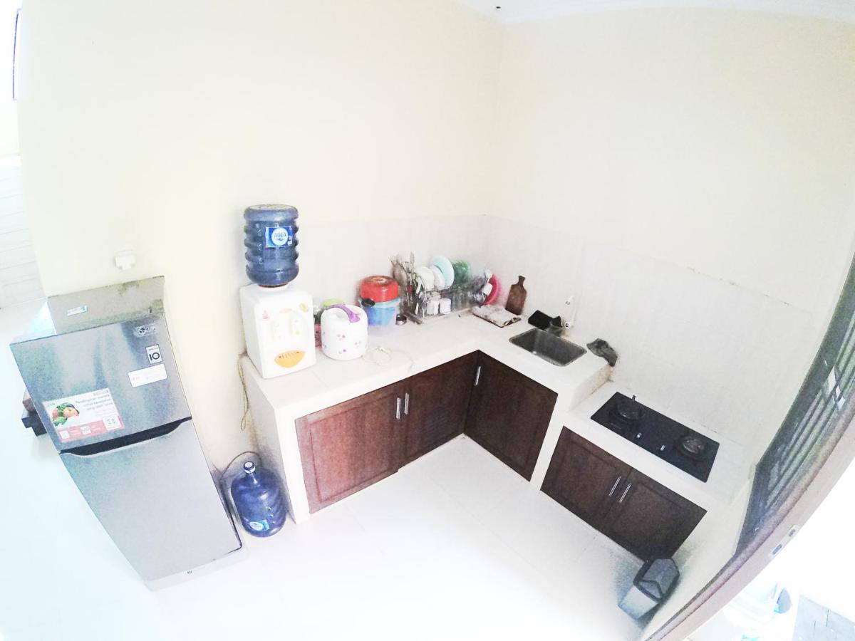 Minggiran Street Homestay Jogja ジョグジャカルタ エクステリア 写真